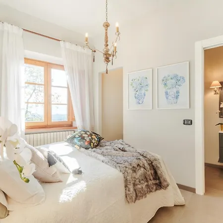 Villa Amore, A Romantic Hilltop In